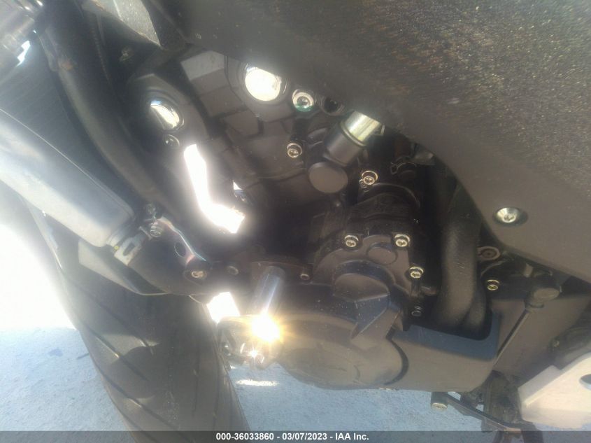 2015 HONDA CBR500 R - MLHPC446XF5201604