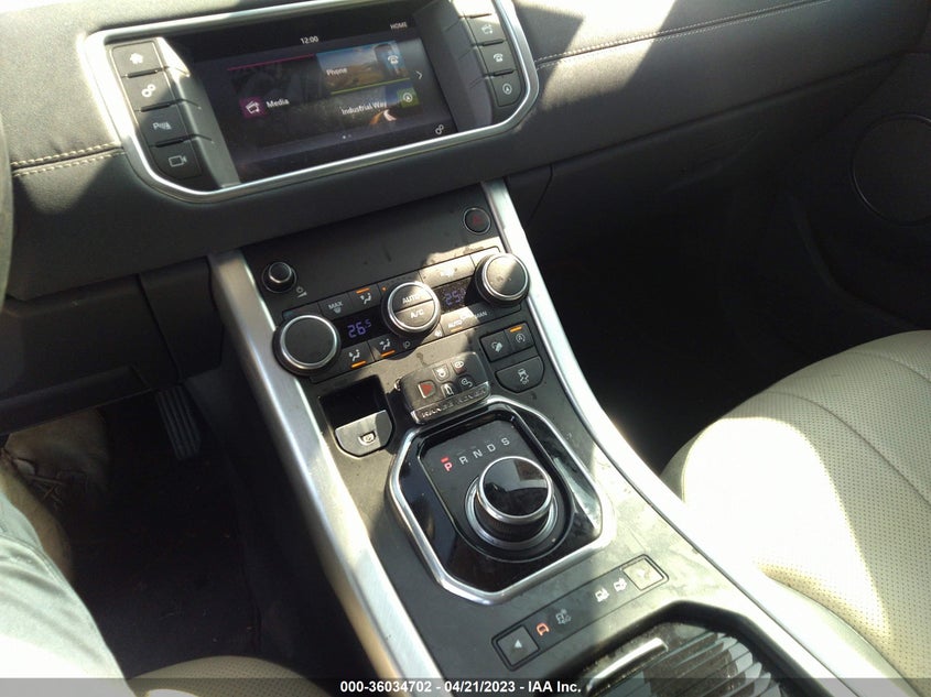 VIN SALVP2BG6HH196247 2017 LAND ROVER RANGE ROVER EVOQUE SE
