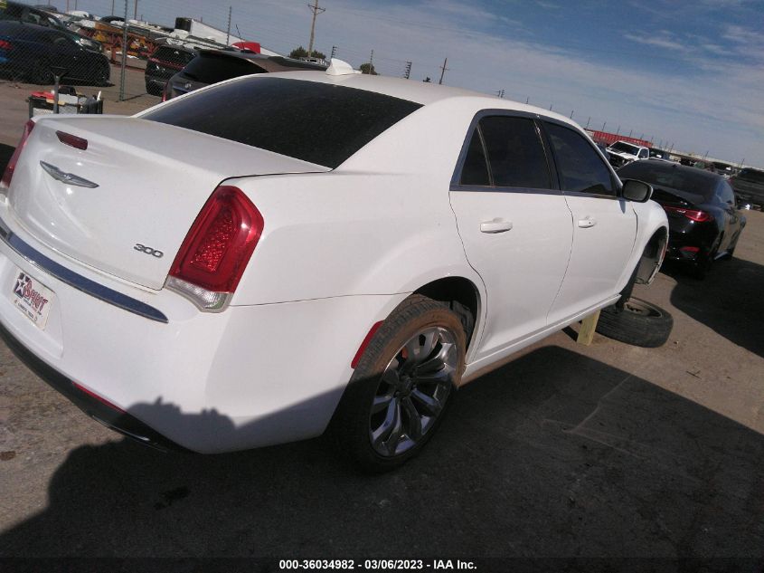 2017 CHRYSLER 300 LIMITED - 2C3CCAAG1HH577427