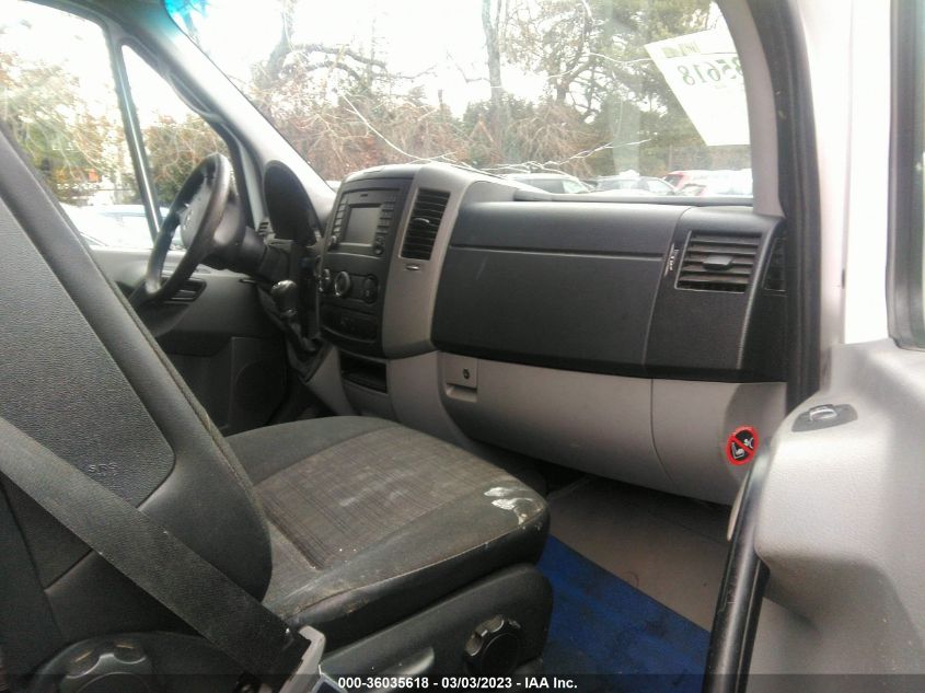 2014 MERCEDES-BENZ SPRINTER CARGO VANS WD3PE8DC5E5821991