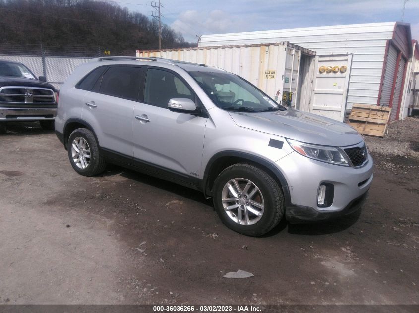 2014 KIA SORENTO LX - 5XYKTDA71EG511432