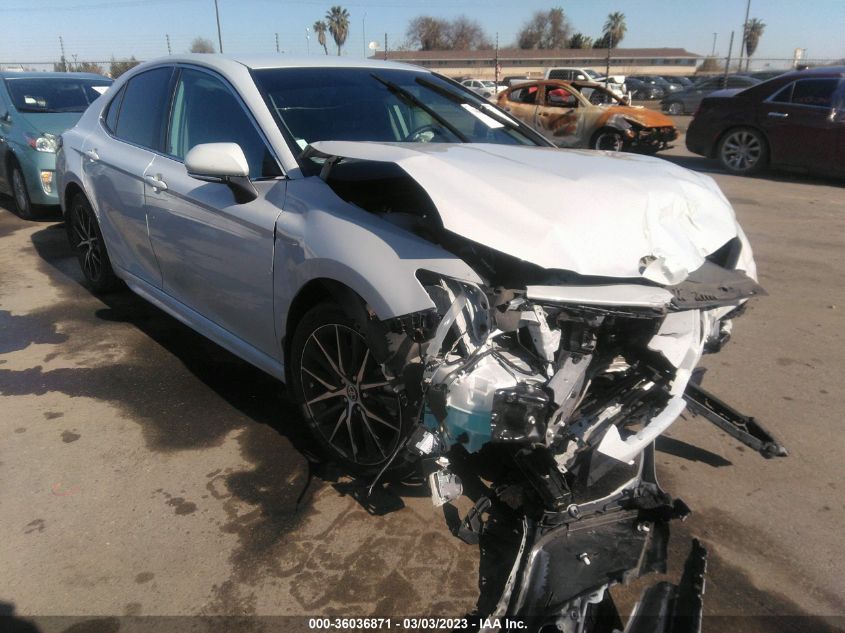 2022 TOYOTA CAMRY SE - 4T1G11AK5NU033931