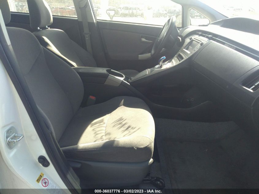 2014 TOYOTA PRIUS FOUR/FIVE/THREE/ONE/TWO - JTDKN3DU3E1752608