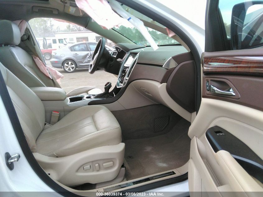 2015 CADILLAC SRX LUXURY COLLECTION - 3GYFNBE35FS609901