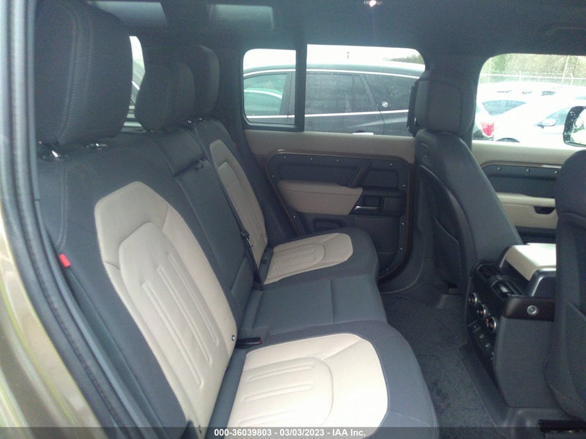 Auction sale of the 2022 LAND ROVER DEFENDER , vin: SALE37RU2N2062841, lot number: 36039803