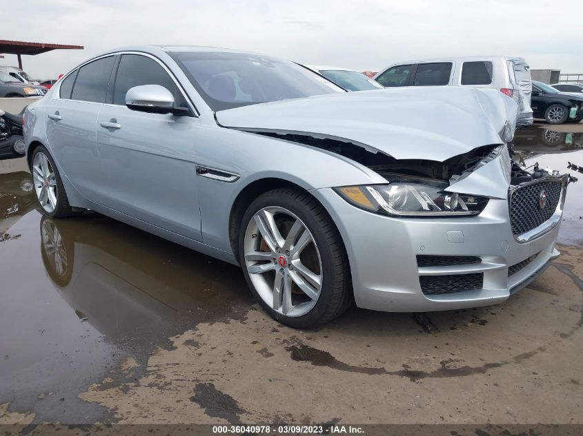 SAJAK4BV5HA955429 JAGUAR XE 35T PRESTIGE 2017