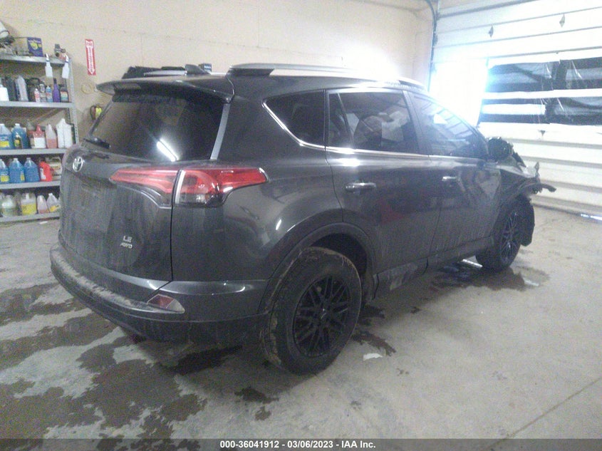 VIN 2T3BFREV9JW849508 2018 TOYOTA RAV4 LE