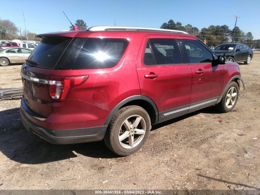 VIN 1FM5K7D86KGA88762 2019 FORD EXPLORER XLT
