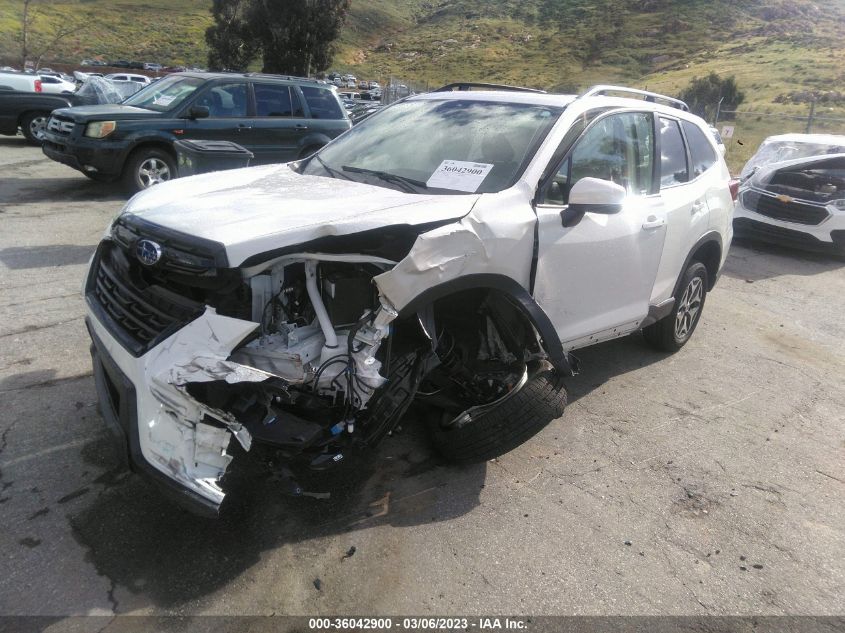 2022 SUBARU FORESTER PREMIUM - JF2SKAECXNH446968