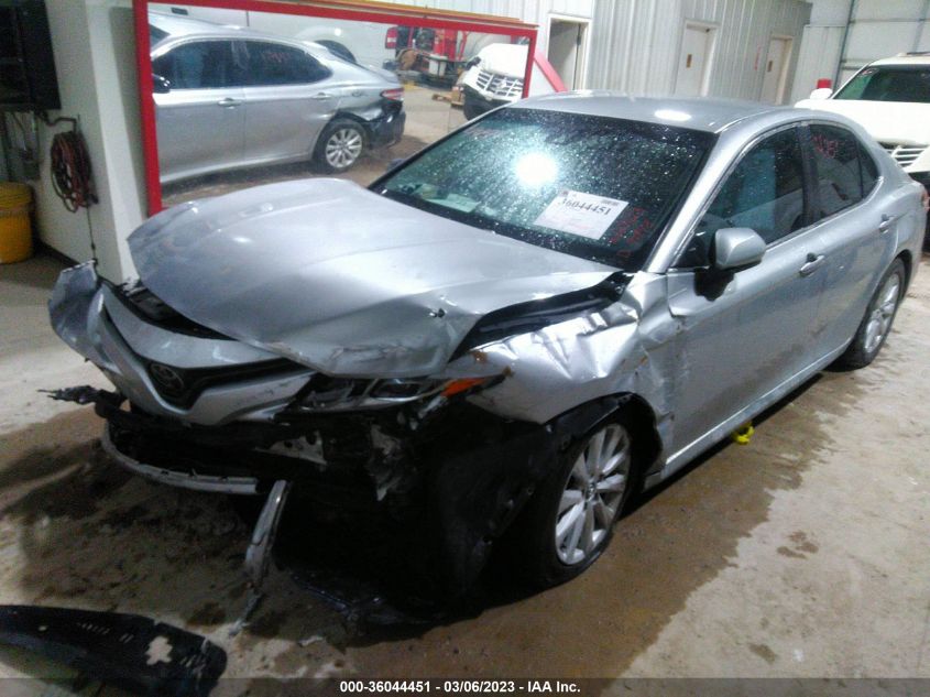 2018 TOYOTA CAMRY LE - 4T1B11HK6JU567482