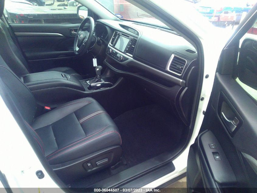 2019 TOYOTA HIGHLANDER SE/XLE - 5TDKZRFH2KS349953