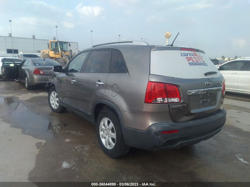 2013 KIA SORENTO LX - 5XYKTDA22DG367926