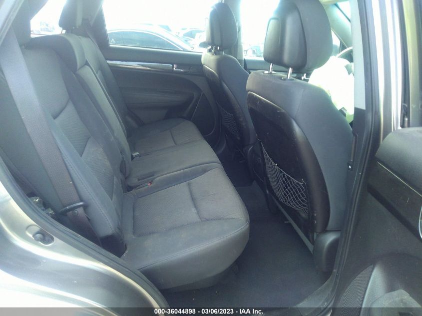 2013 KIA SORENTO LX - 5XYKTDA22DG367926