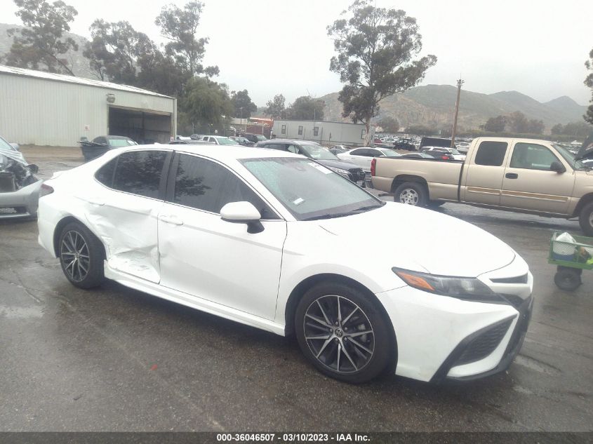 2021 TOYOTA CAMRY SE - 4T1G11AK0MU529895