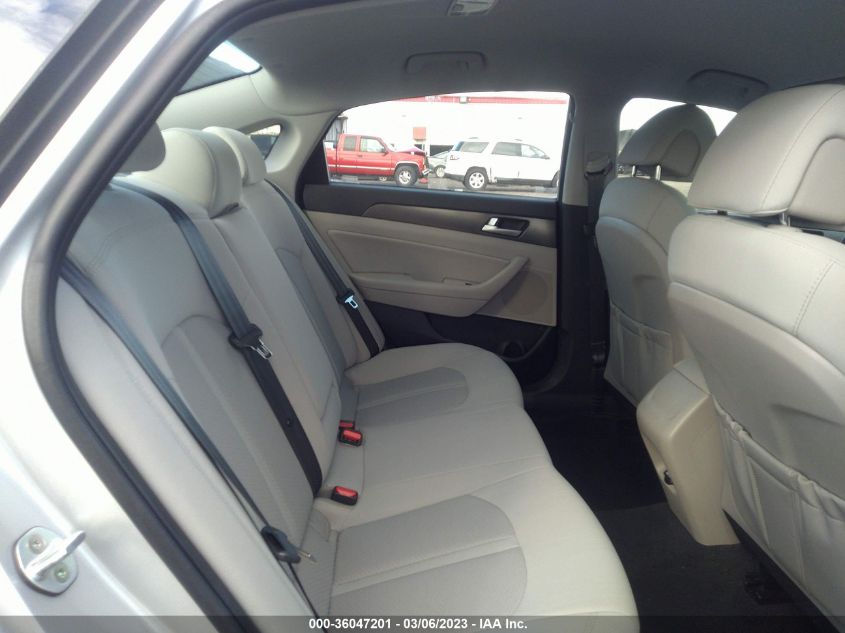 2016 HYUNDAI SONATA 2.4L SPORT - 5NPE34AF1GH415672