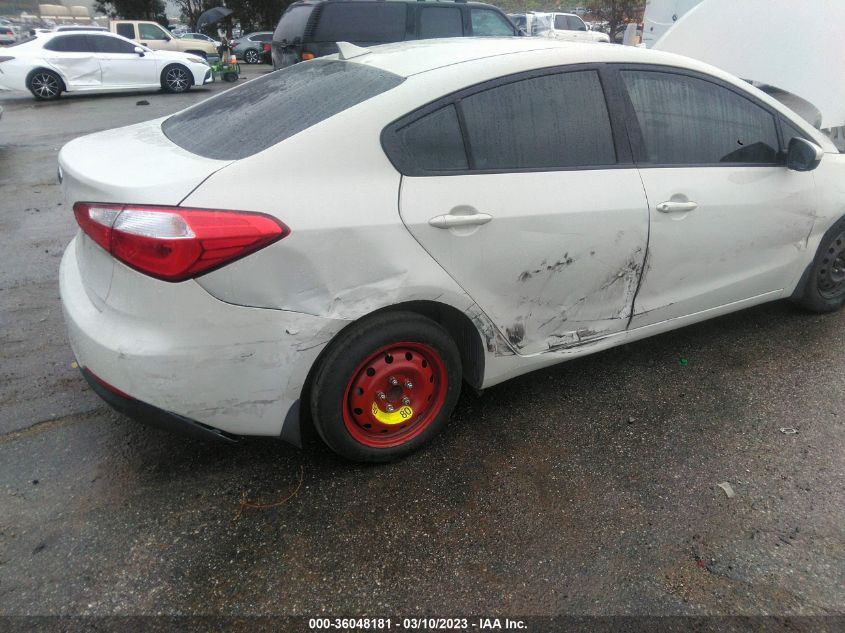 2015 KIA FORTE LX - KNAFK4A67F5299008
