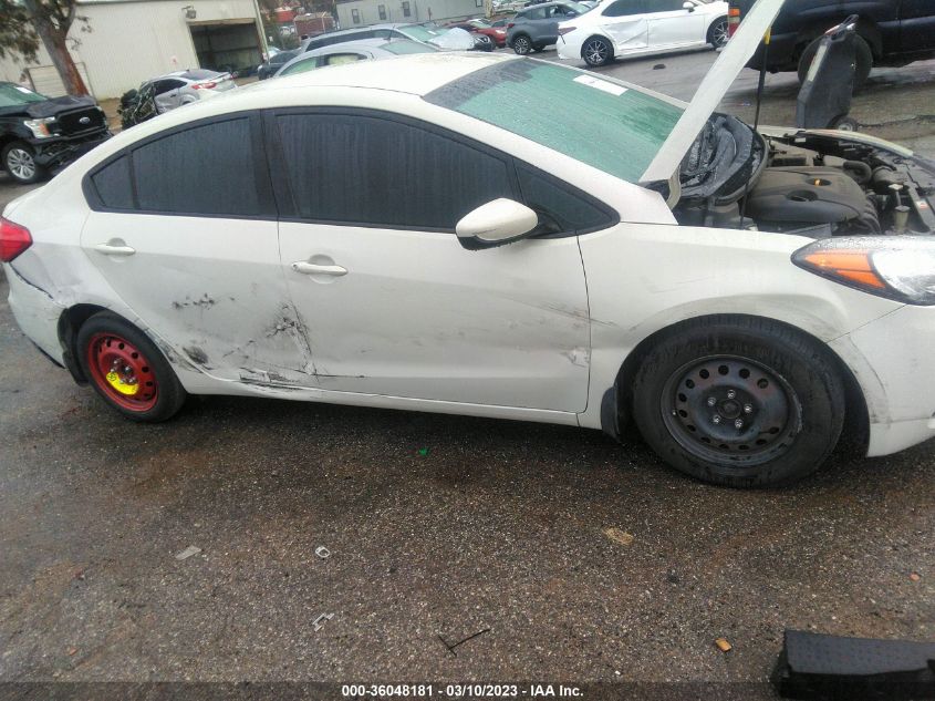 2015 KIA FORTE LX - KNAFK4A67F5299008