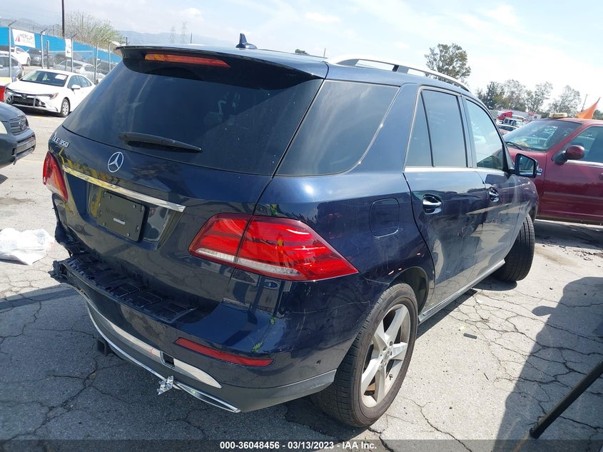 VIN 4JGDA5JBXJB158469 2018 MERCEDES-BENZ GLE GLE 350