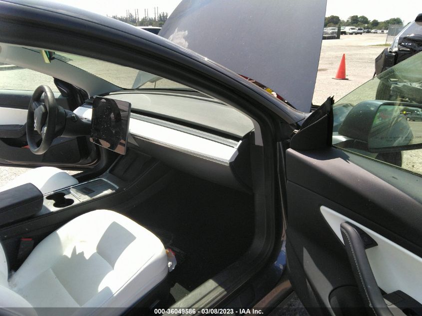 Фото: 5YJ3E1EB8MF918455 - 5