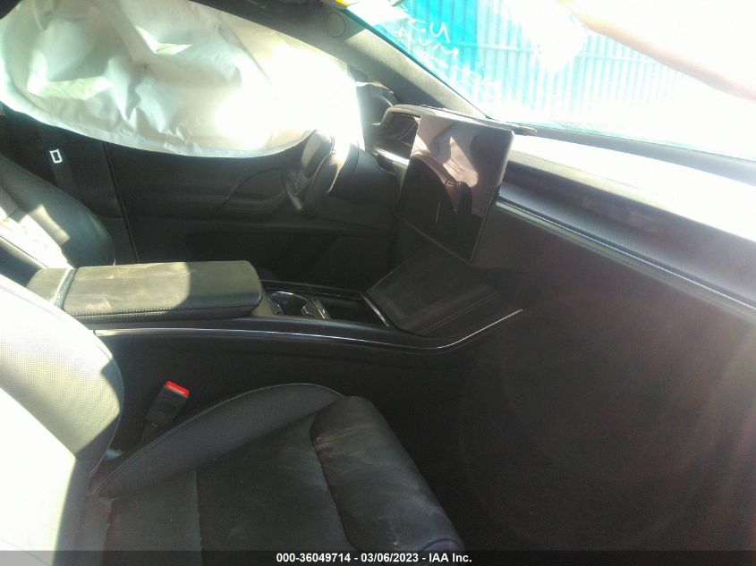 2022 TESLA MODEL X PLAID - 7SAXCBE68NF342340