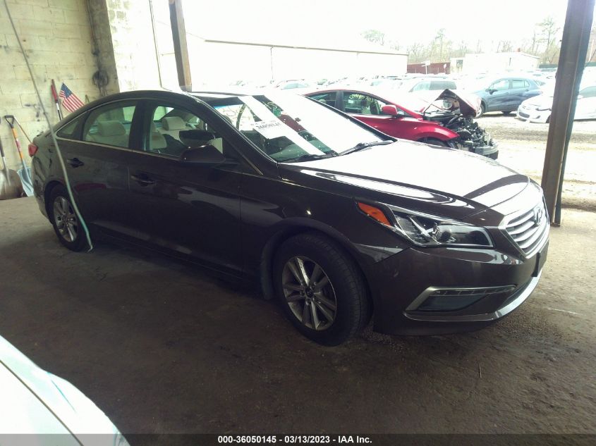 2015 HYUNDAI SONATA 2.4L SE - 5NPE24AF4FH143300