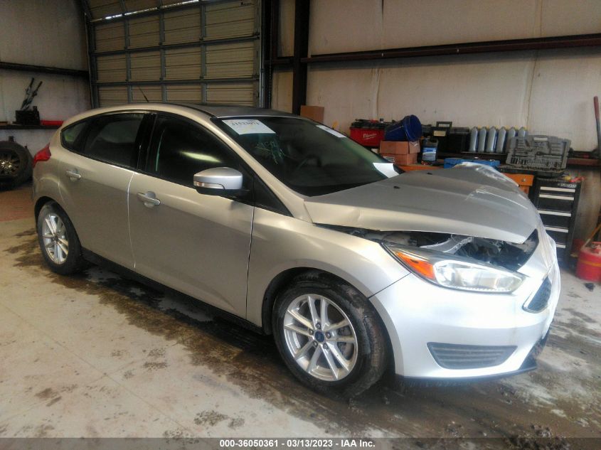 2016 FORD FOCUS SE - 1FADP3K22GL203676