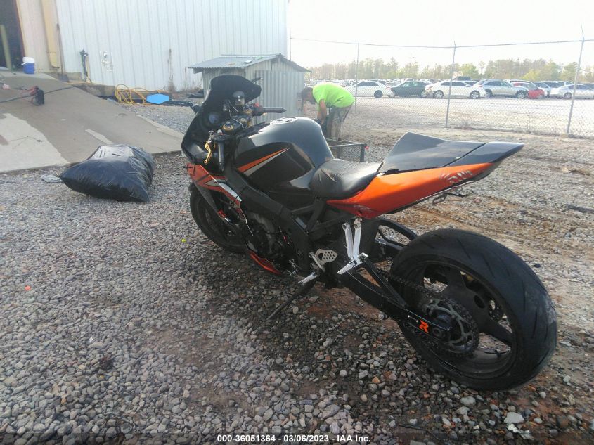 2004 SUZUKI GSX-R600 K - JS1GN7CA842100333