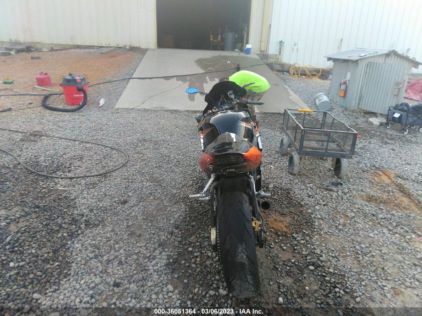 2004 SUZUKI GSX-R600 K - JS1GN7CA842100333