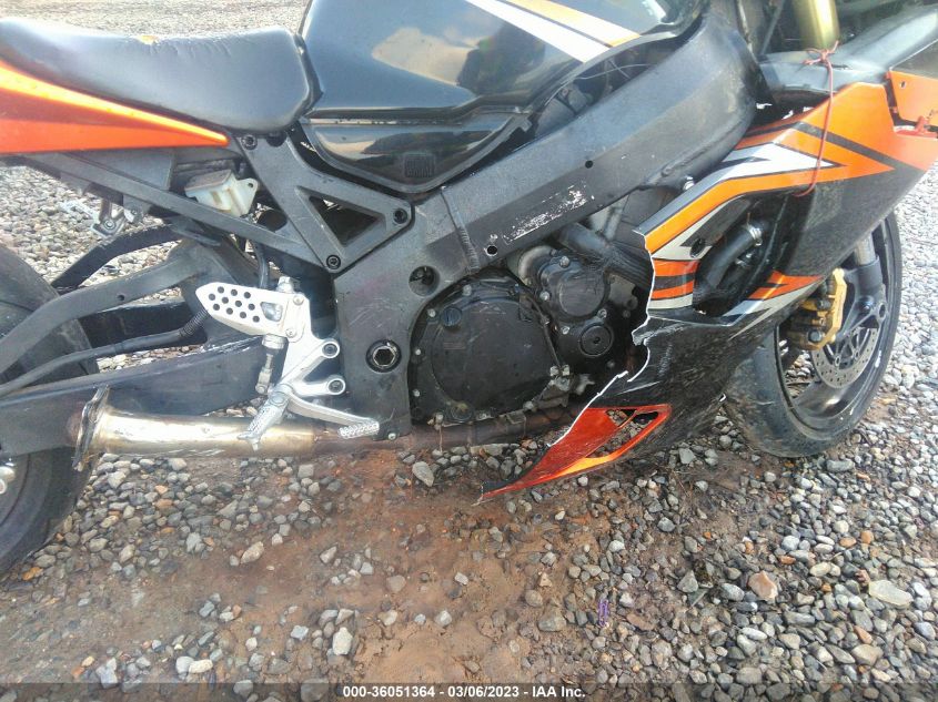 2004 SUZUKI GSX-R600 K - JS1GN7CA842100333