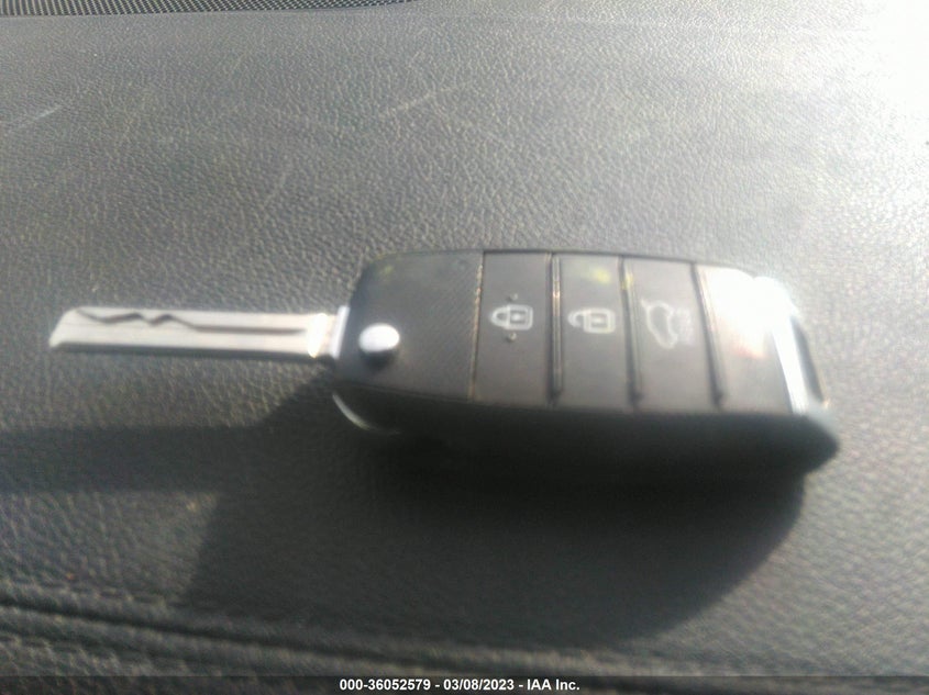 VIN KNDPM3AC2K7536360 2019 KIA SPORTAGE LX