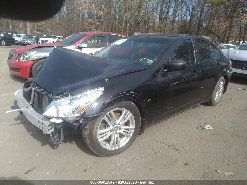 2015 INFINITI Q40 JN1CV6AR0FM522582