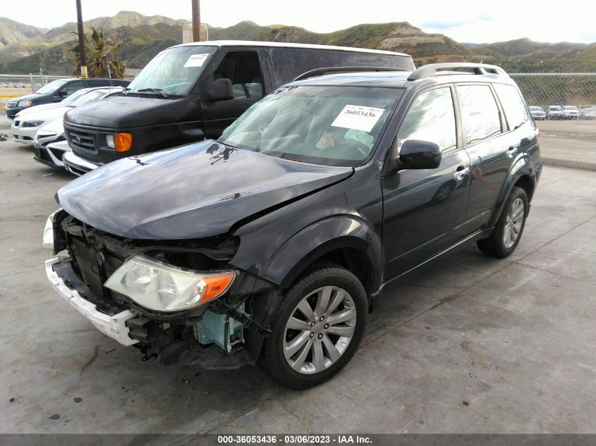 2013 SUBARU FORESTER 2.5X PREMIUM - JF2SHADC8DH415460