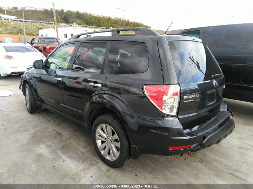 2013 SUBARU FORESTER 2.5X PREMIUM - JF2SHADC8DH415460