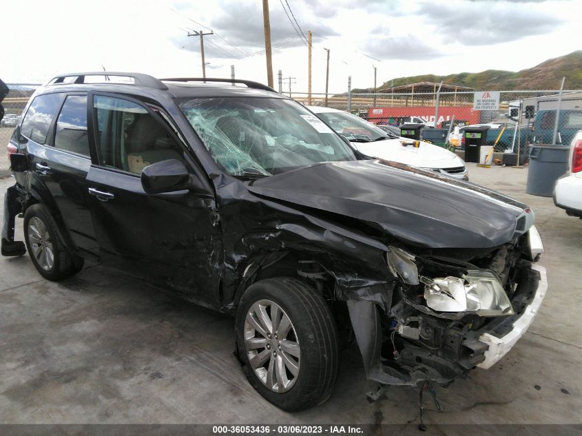 2013 SUBARU FORESTER 2.5X PREMIUM - JF2SHADC8DH415460