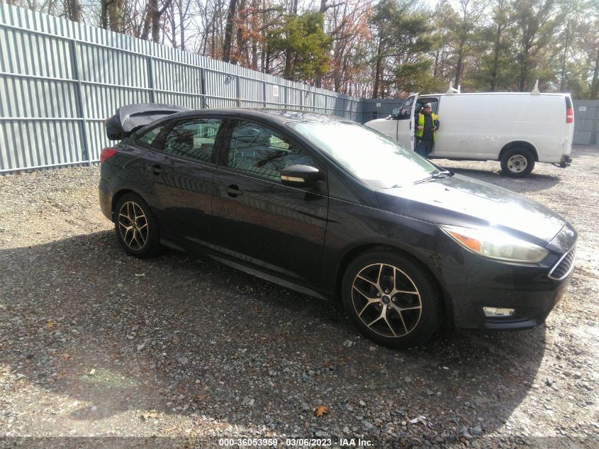 2015 FORD FOCUS SE - 1FADP3F25FL208640