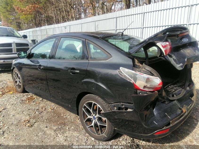 2015 FORD FOCUS SE - 1FADP3F25FL208640