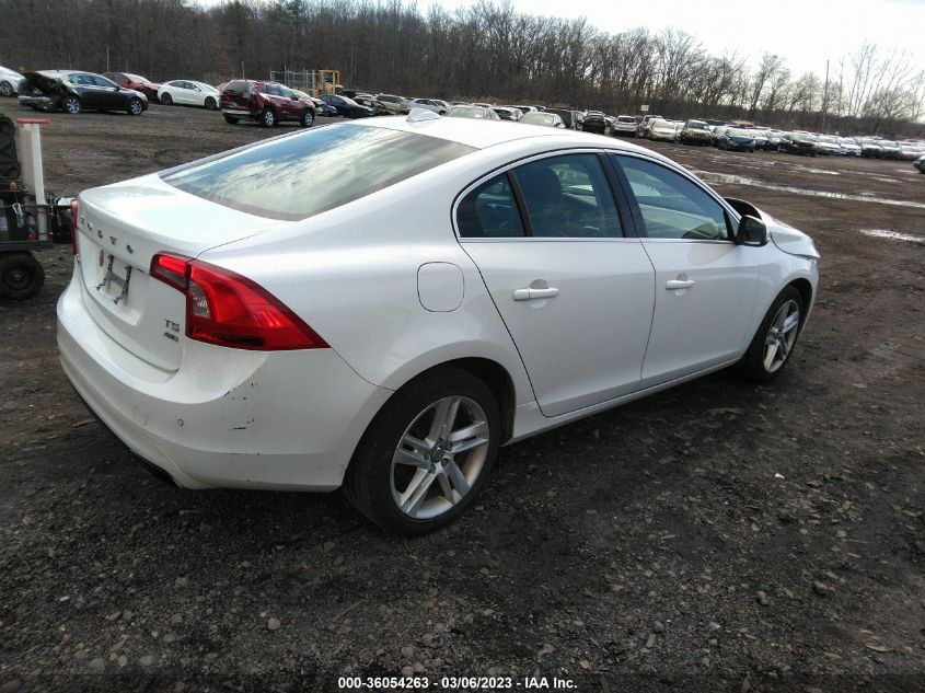 2014 VOLVO S60 T5 - YV1612FH4E1288746
