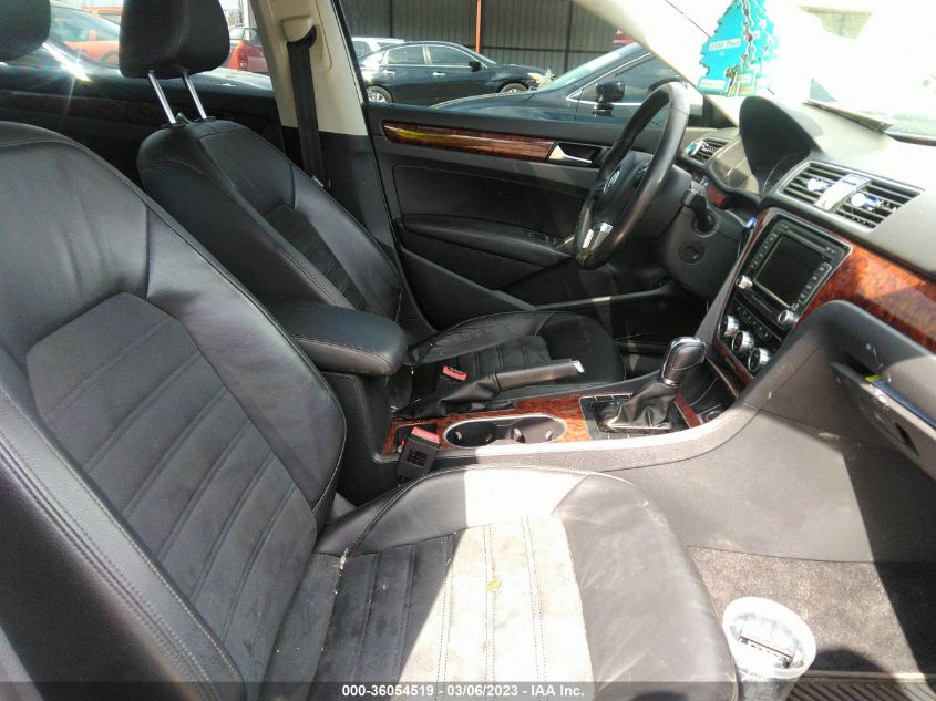 2013 VOLKSWAGEN PASSAT TDI SEL PREMIUM - 1VWCN7A32DC030585