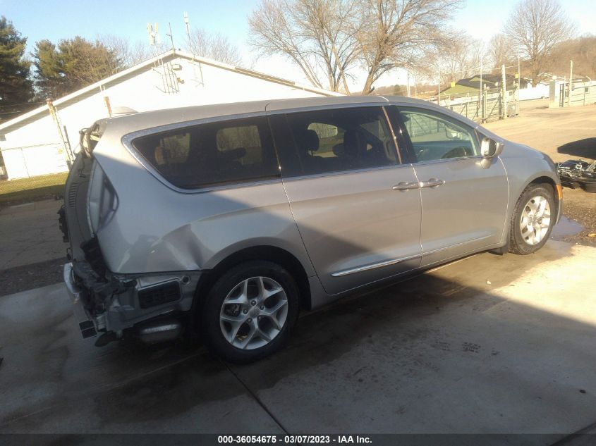 2019 CHRYSLER PACIFICA TOURING L PLUS - 2C4RC1EG6KR589865