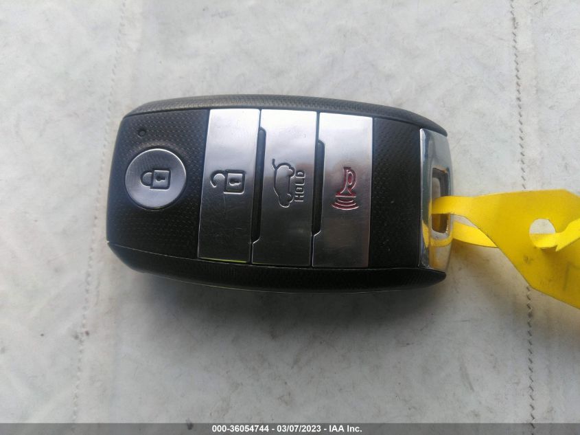 2016 KIA SOUL EV + KNDJX3AE5G7013016