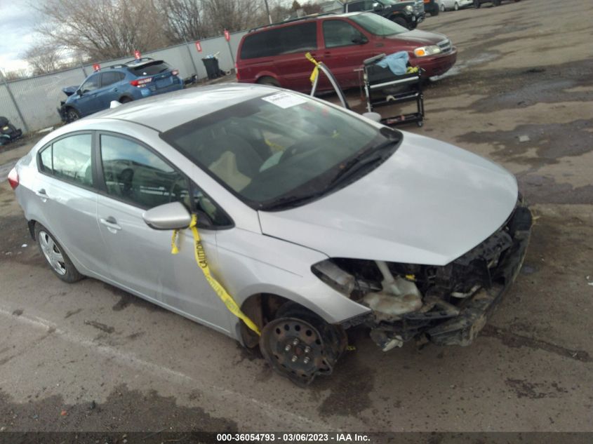 2015 KIA FORTE LX - KNAFK4A67F5406025