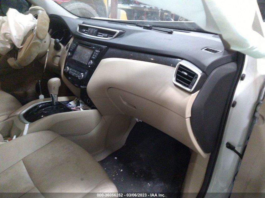 2015 NISSAN ROGUE SL - 5N1AT2MT6FC809713