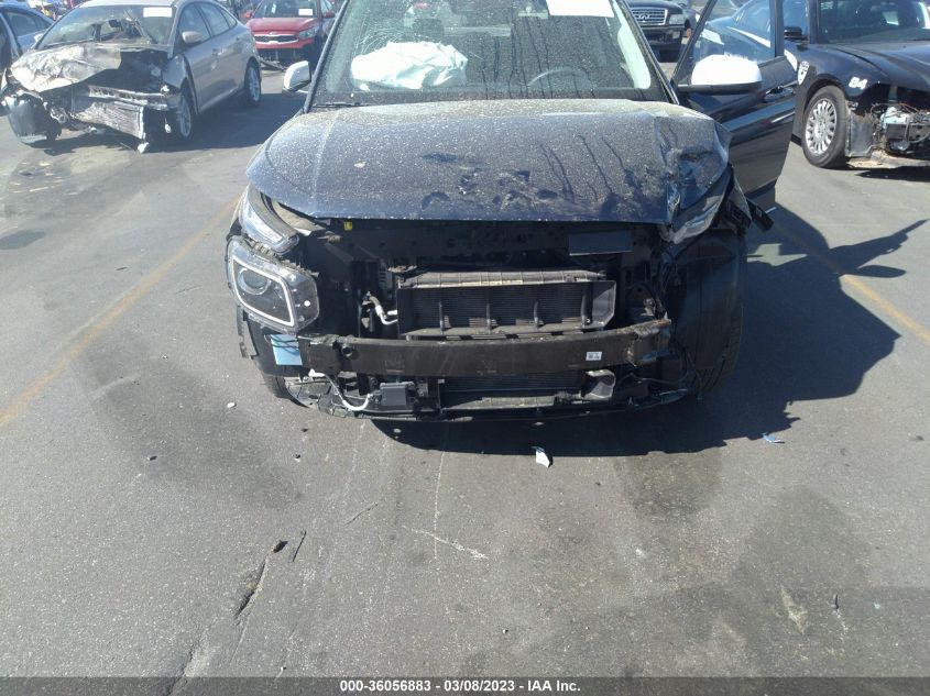 2022 HYUNDAI VENUE LIMITED - KMHRC8A30NU135397