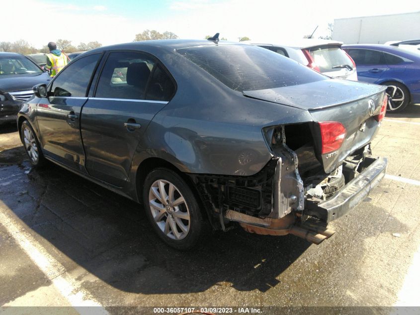 2013 VOLKSWAGEN JETTA SEDAN SE W/CONVENIENCE/SUNROOF - 3VWDX7AJ5DM425937