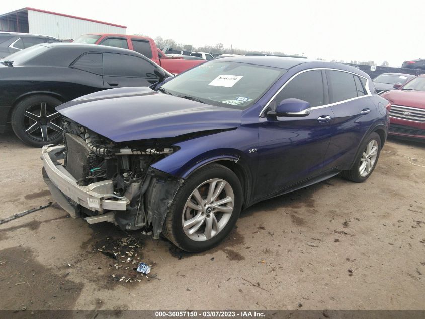 2017 INFINITI QX30 LUXURY SJKCH5CPXHA028998