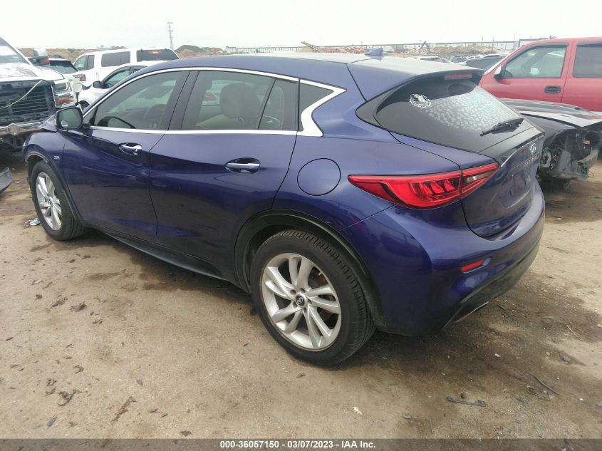 2017 INFINITI QX30 LUXURY SJKCH5CPXHA028998