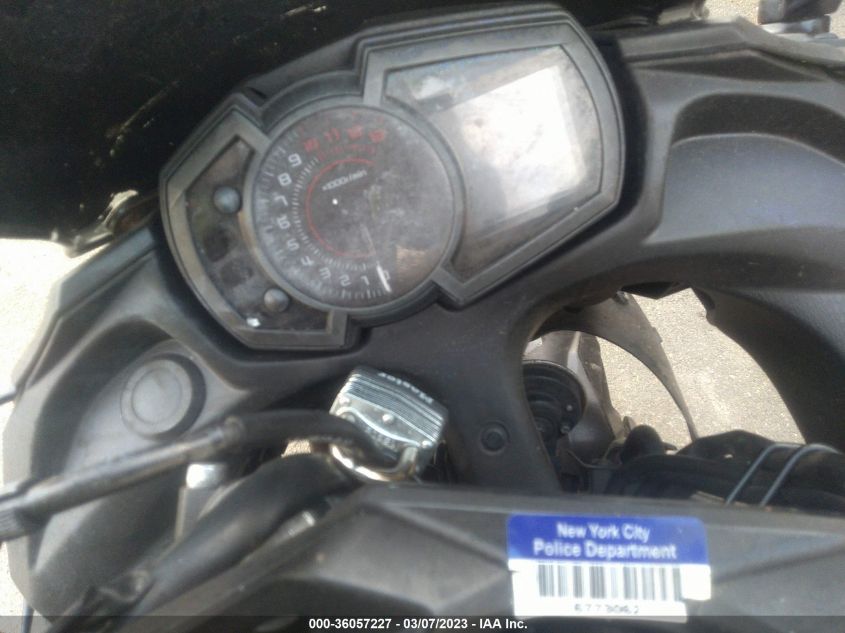 2017 KAWASAKI EX650 F - JKAEXEK1XHDA01999