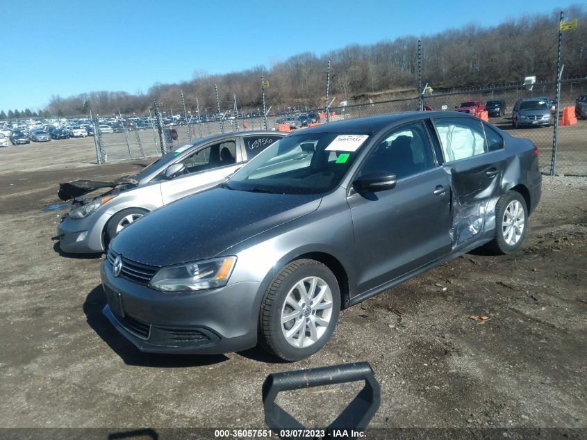 2013 VOLKSWAGEN JETTA SEDAN SE W/CONVENIENCE/SUNROOF - 3VWDX7AJXDM441888