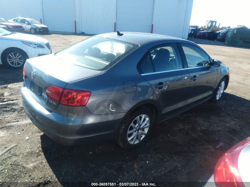 2013 VOLKSWAGEN JETTA SEDAN SE W/CONVENIENCE/SUNROOF - 3VWDX7AJXDM441888