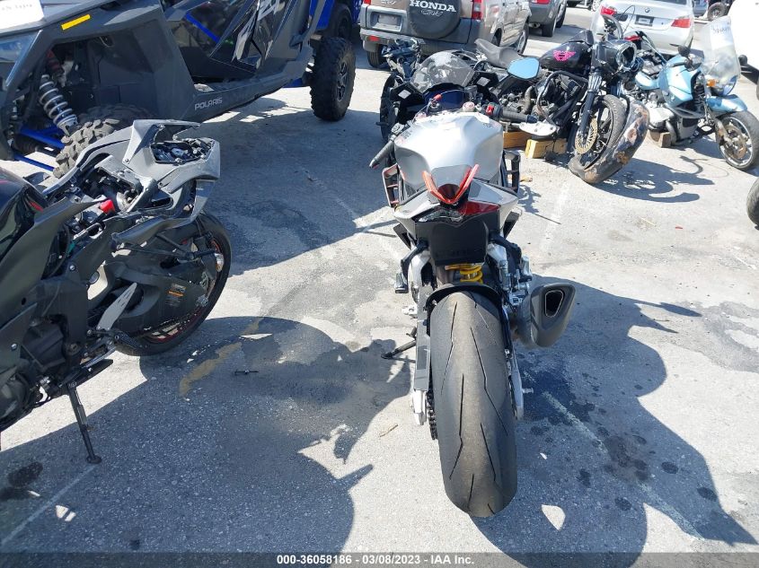 2022 APRILIA RSV4 1100 ZD4KYUA05NS000454